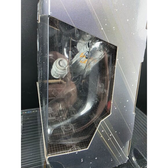 Star Wars The Mandalorian Razor Crest Vehicle Playset Collectible Ship - Picture 7 of 7